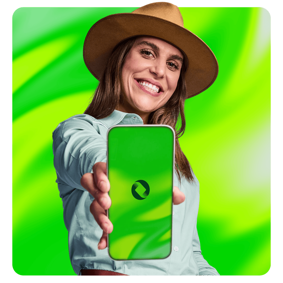 influenciadora segurando celular